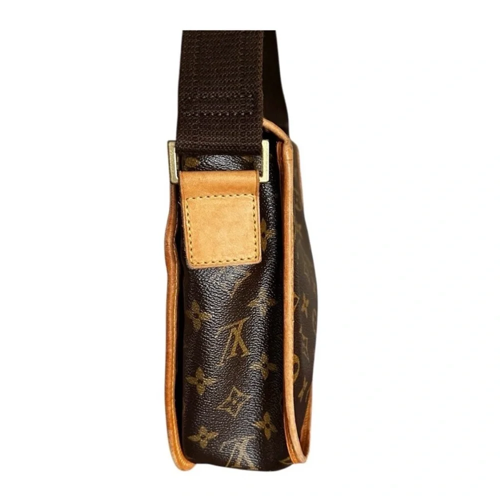 💯Authentic Louis Vuitton Brown Monogram Crossbody Bag certified by poshmark - Picture 12 of 16